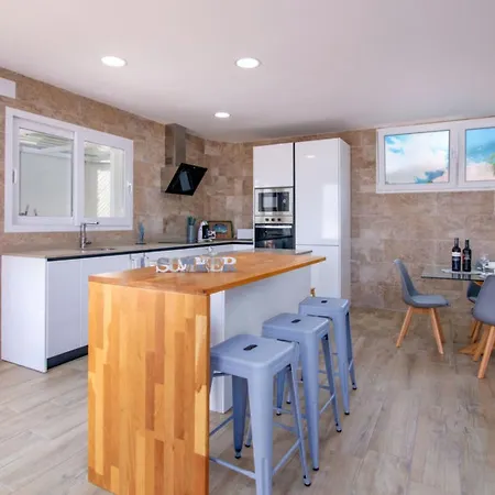 Global Nueva Playa - By Global Holidays 21697 Holiday home